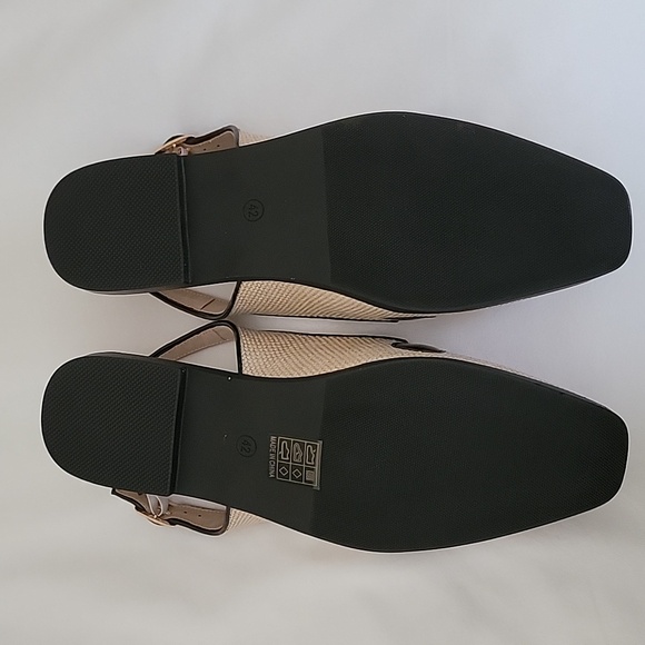 Slingback flat sandals, never worn. - Picture 2 of 6